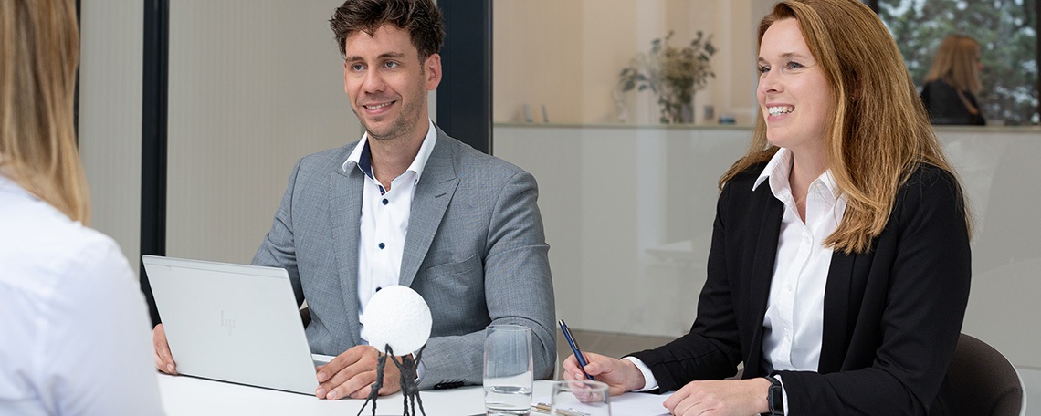 Contract Manager (alle Geschlechter), 1. Bild